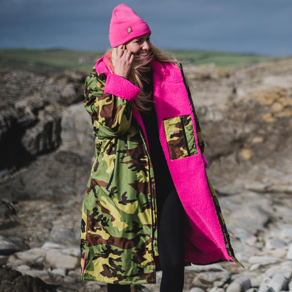 dryrobe Advance Long Sleeve Changing Robe - Camo / Pink Extra Image 7